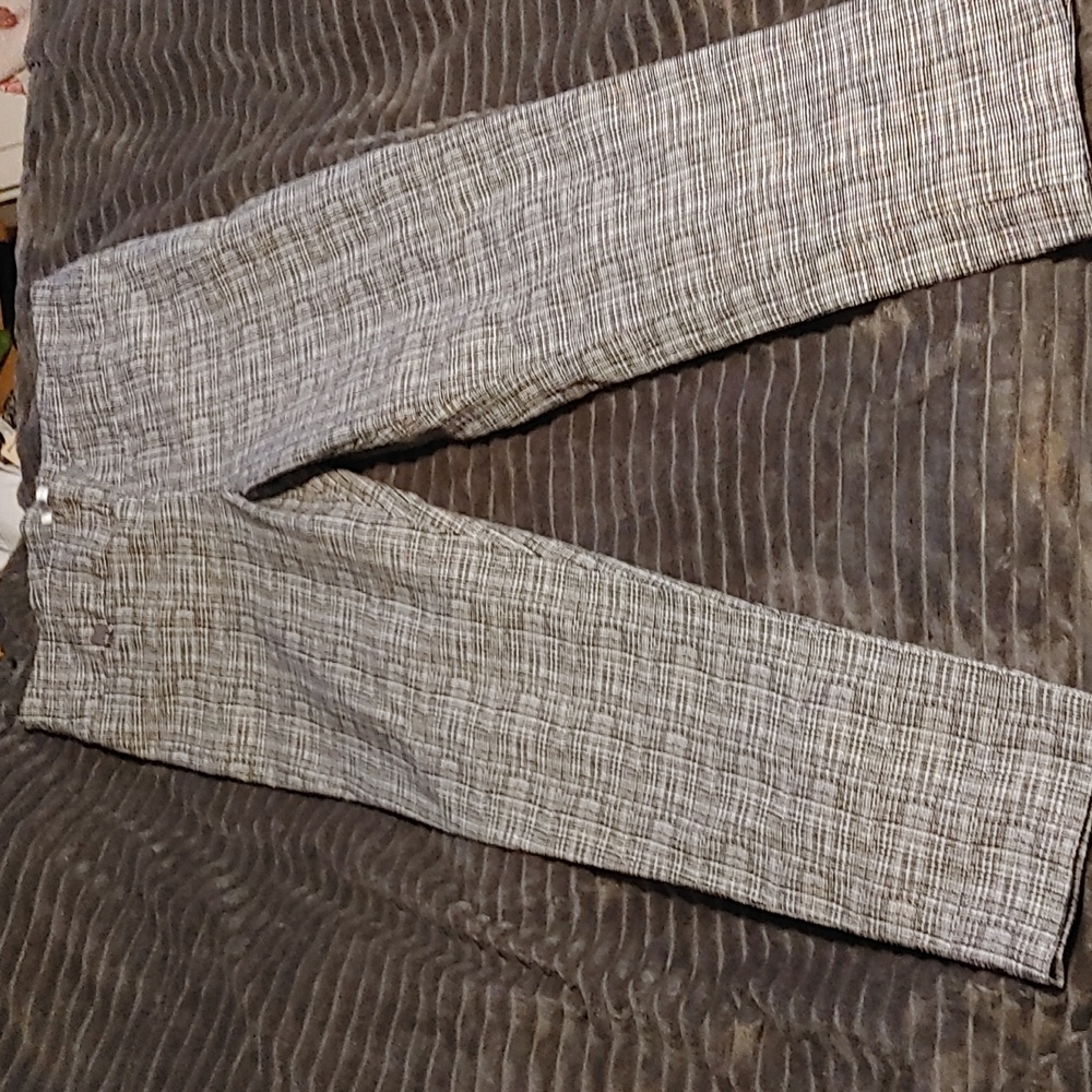 3/$30 S.C. & Co. Pants